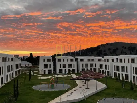 Prodaja, trosoban stan, 106m², Zagorič, Podgorica - image 5