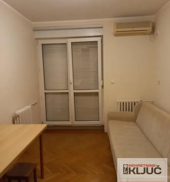 Rent, one bedroom apartment, 38m², Grbavica, Novi Sad Sve Podlokacije