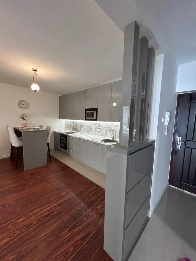 Sale, two bedroom apartment, 105m², Petrovac, Budva