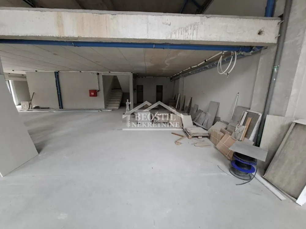 Sale, office space, 630m², Banovo Brdo, Beograd