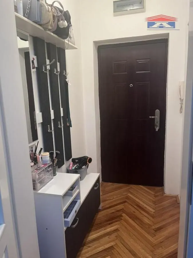 Izdavanje, garsonjera, 23m², Grbavica, Novi Sad Sve Podlokacije