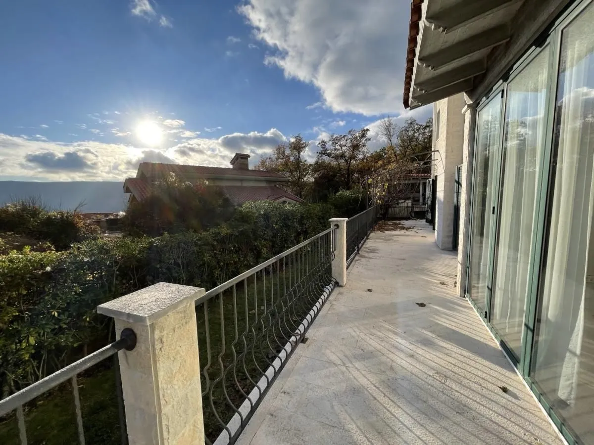 Prodaja, kuća, 201m², Topla, Herceg Novi