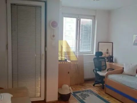 Prodaja, garsonjera, 24m², Bulevar patrijarha Pavla, Novi Sad Sve Podlokacije - image 8