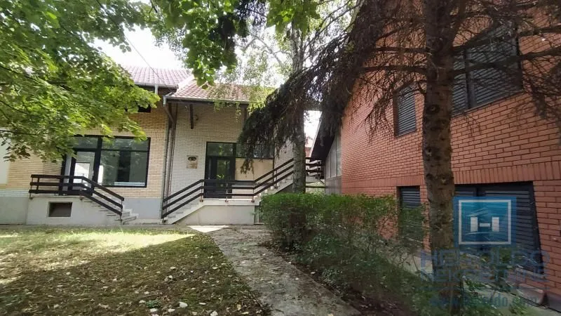 Sale, office space, 731m², Aqua park, Jagodina