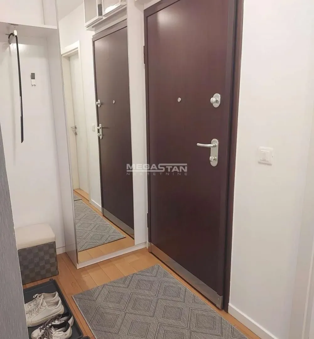 Rent, two bedroom apartment, 60m², Novi Beograd Sve Podlokacije, Beograd