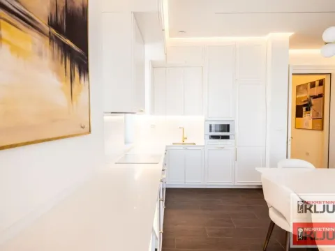 Izdavanje, četvorosoban stan, 135m², Tatarsko brdo, Petrovaradin - image 3