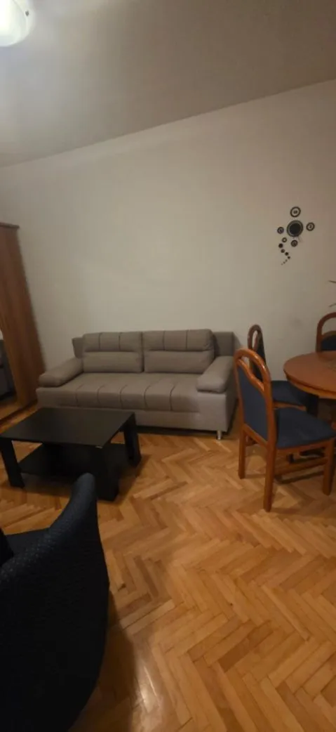 Izdavanje, garsonjera, 30m², Seljanovo, Tivat