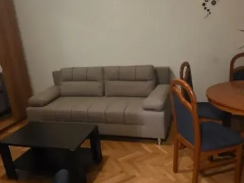 Izdavanje, garsonjera, 30m², Seljanovo, Tivat - image 1