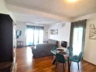 Izdavanje, stan, 70m², Tivat, Crna Gora - image 2
