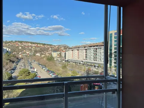 Rent, three bedroom apartment, 95m², Blok 5, Podgorica - image 12