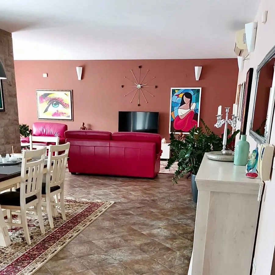 Sale, house, 495m², Bečići, Budva