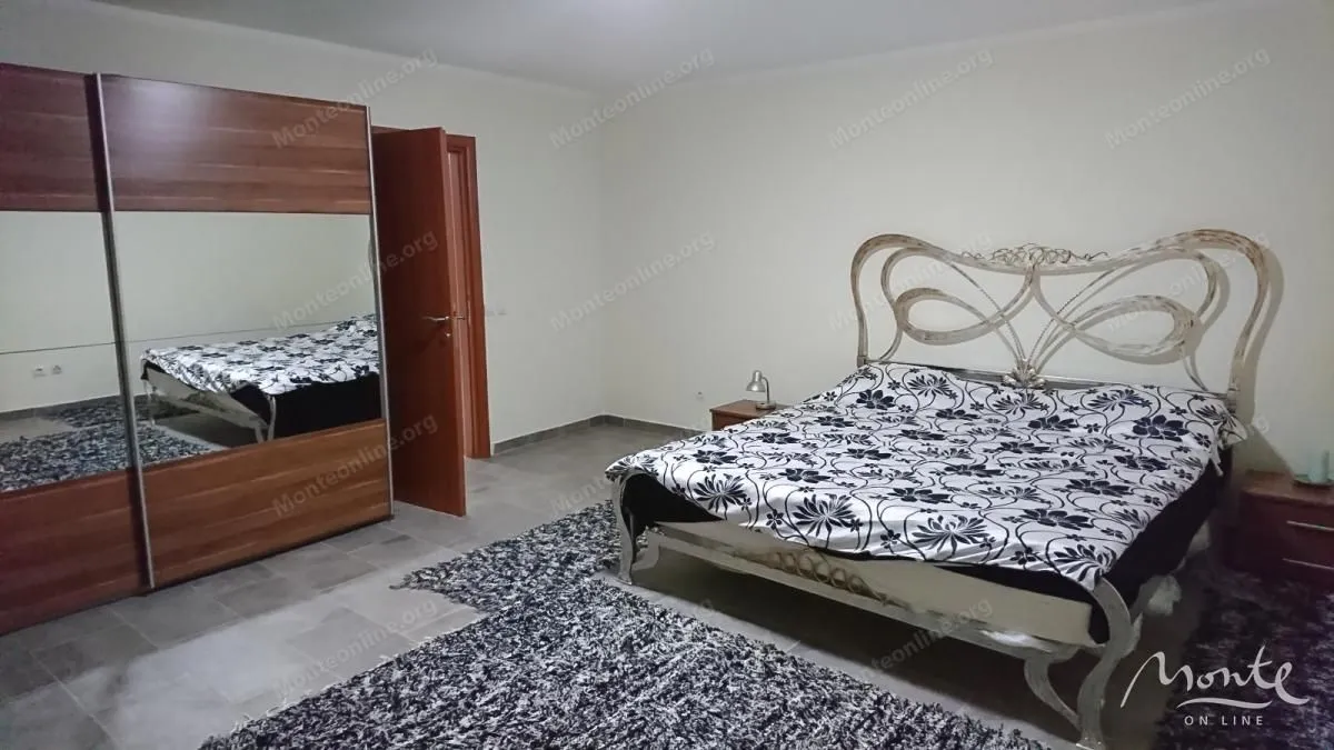 Sale, house, 330m², Utjeha, Bar