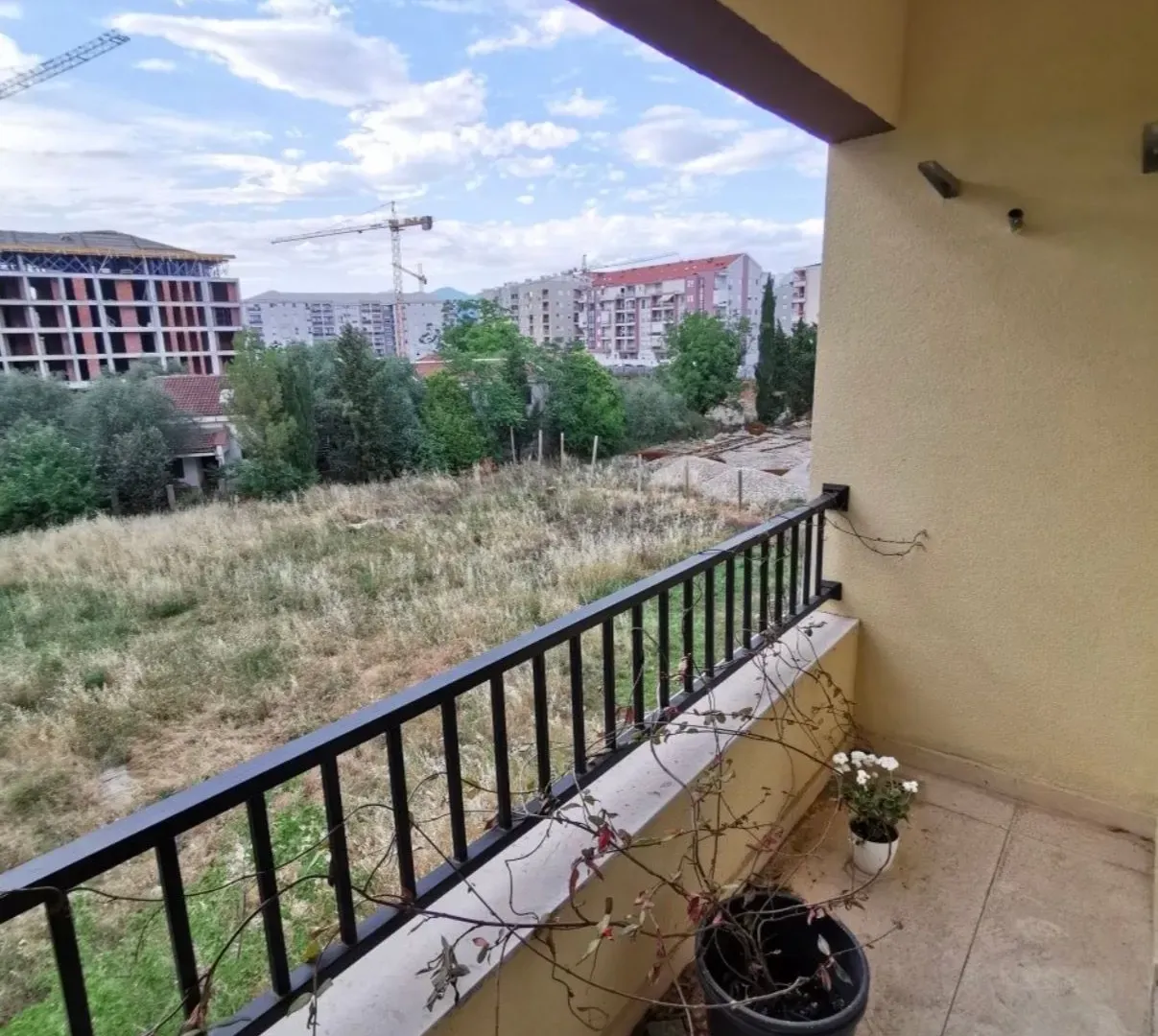 Prodaja, dvosoban stan, 68m², Ljubović, Podgorica