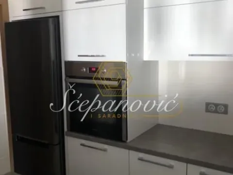 Izdavanje, dvosoban stan, 54m², Centar, Novi Sad - image 15