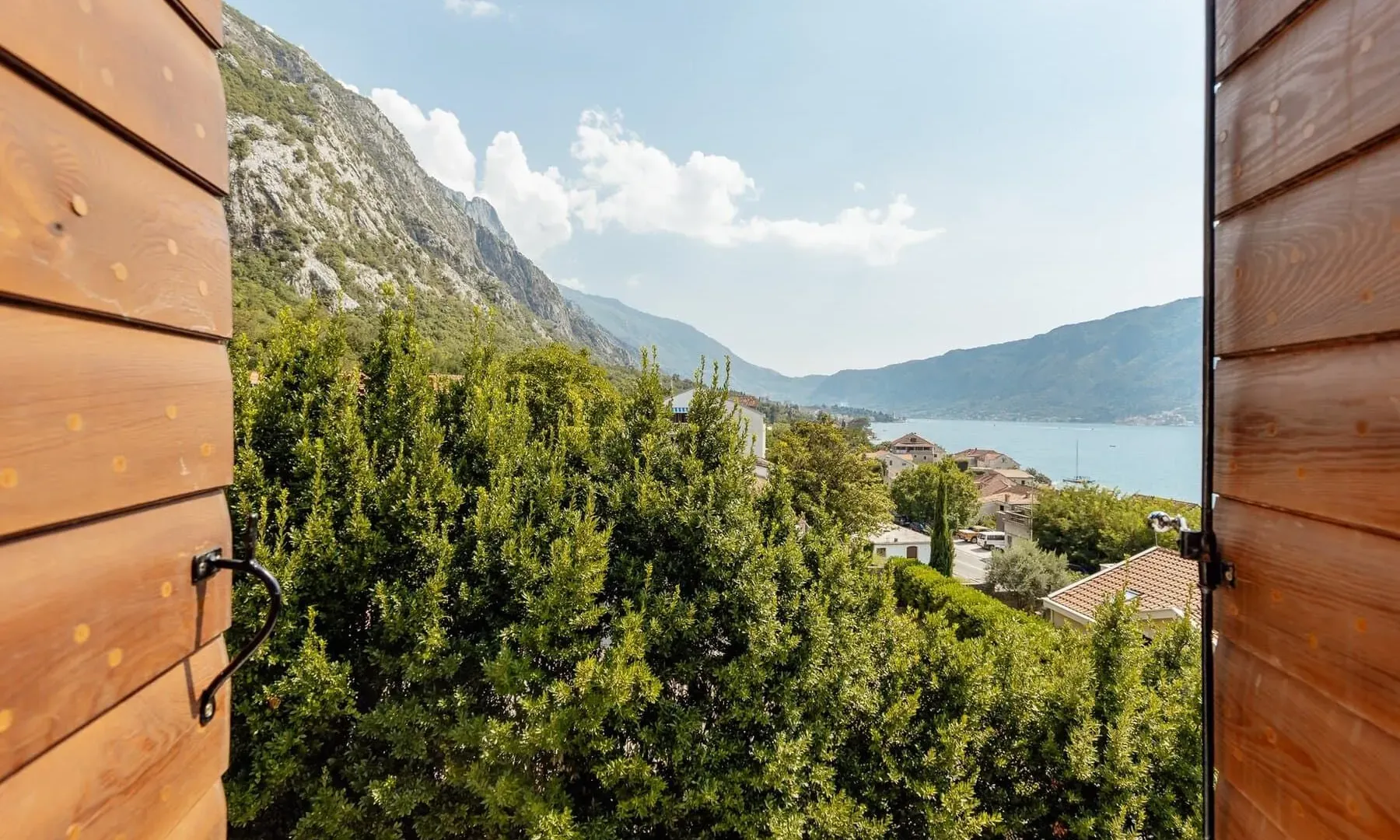 Prodaja, dvosoban stan, 82m², Kotor, Crna Gora