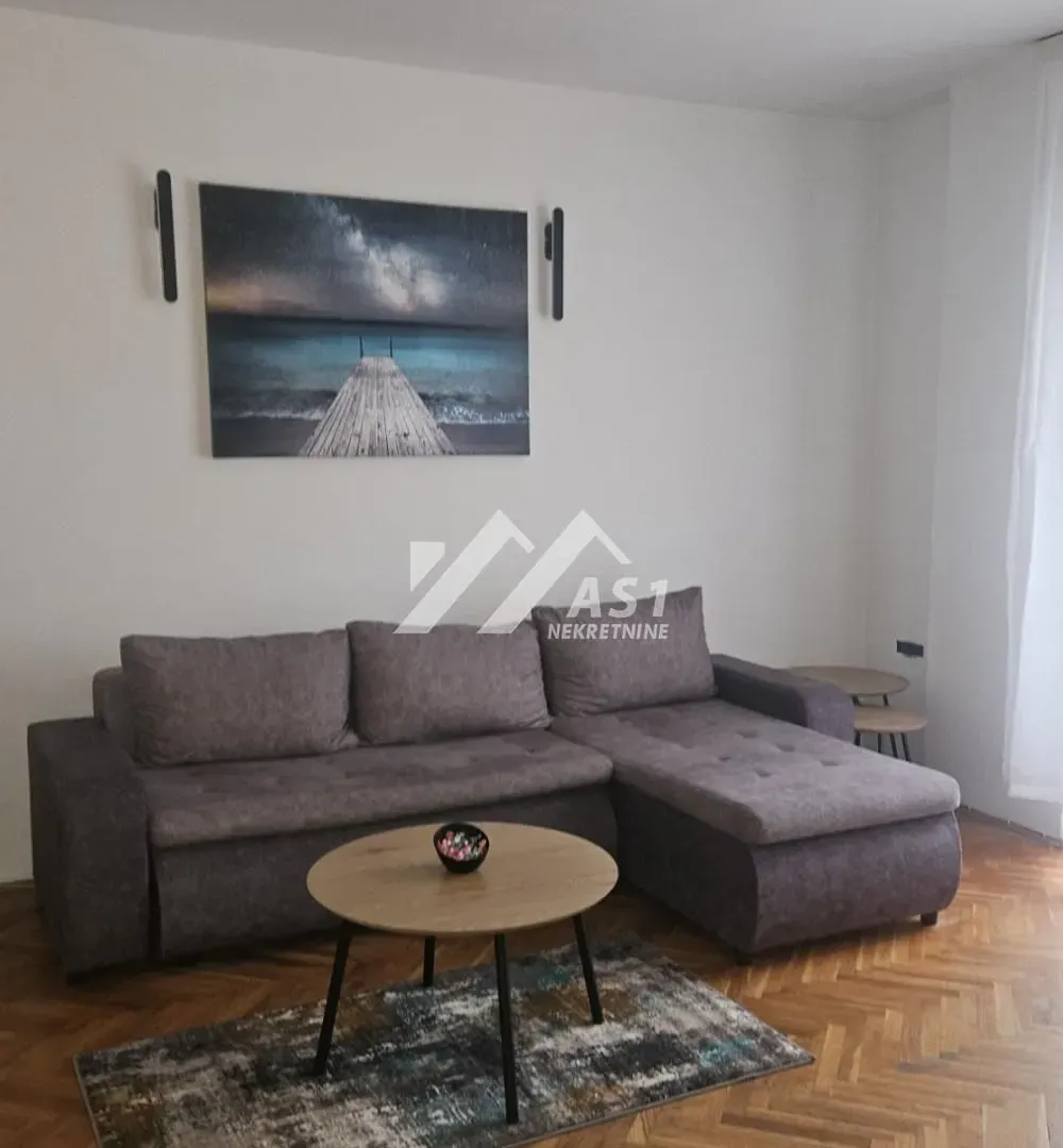 Izdavanje, jednosoban stan, 33m², Grbavica, Novi Sad Sve Podlokacije