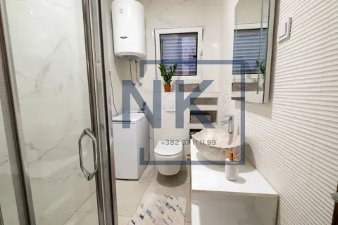 Prodaja, trosoban stan, 128m², Stari Aerodrom, Podgorica - image 3