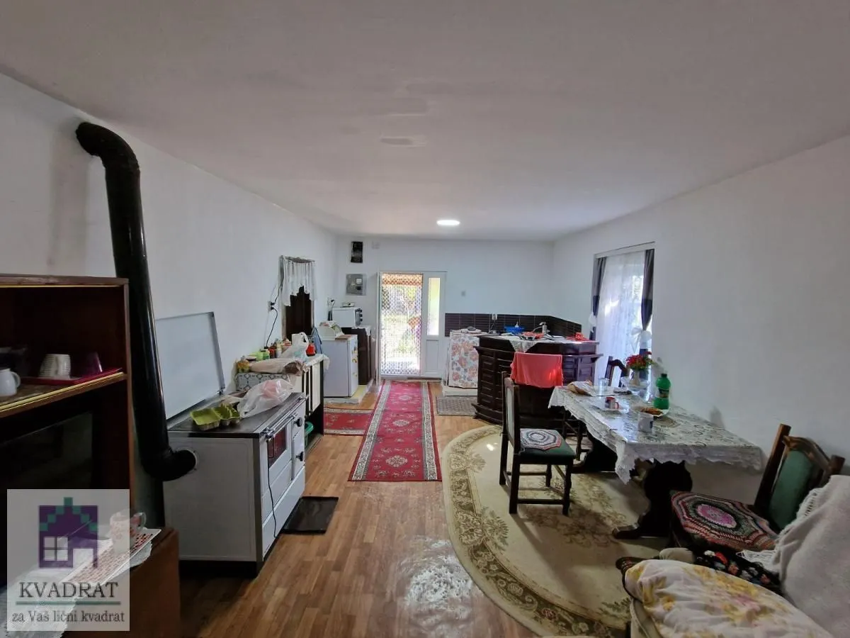 Prodaja, kuća, 300m², Kršna glava, Ub