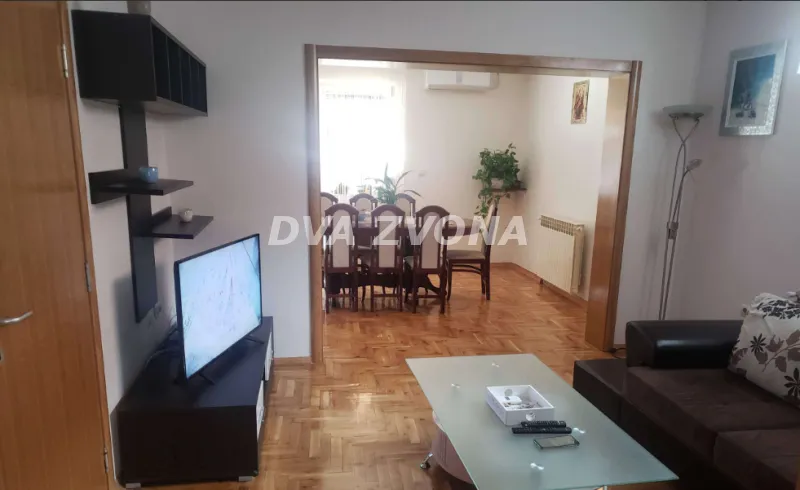 Prodaja, kuća, 350m², Sremska Kamenica, Petrovaradin