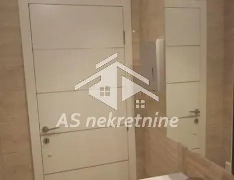 Izdavanje, trosoban stan, 90m², Savski Venac, Beograd - image 23