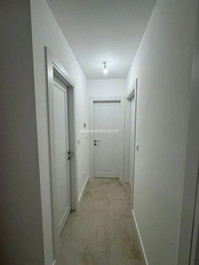 Izdavanje, dvosoban stan, 64m², Podgorica, Crna Gora