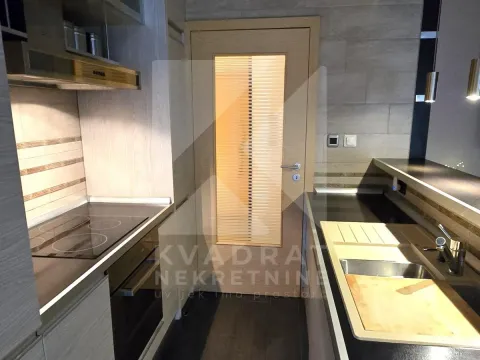 Sale, two bedroom apartment, 68m², Blok 9, Podgorica - image 6