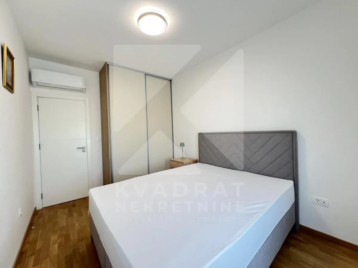 Izdavanje, jednosoban stan, 44m², Pobrežje, Podgorica