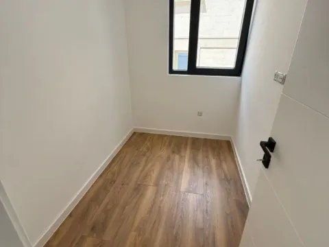 Sale, two bedroom apartment, 50m², Podkošljun, Budva - image 12