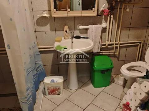 Sale, house, 133m², Golubinci, Stara Pazova - image 11