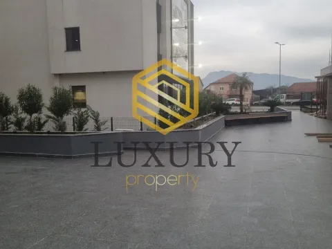 Izdavanje, garsonjera, 30m², Donja Gorica, Podgorica - image 2