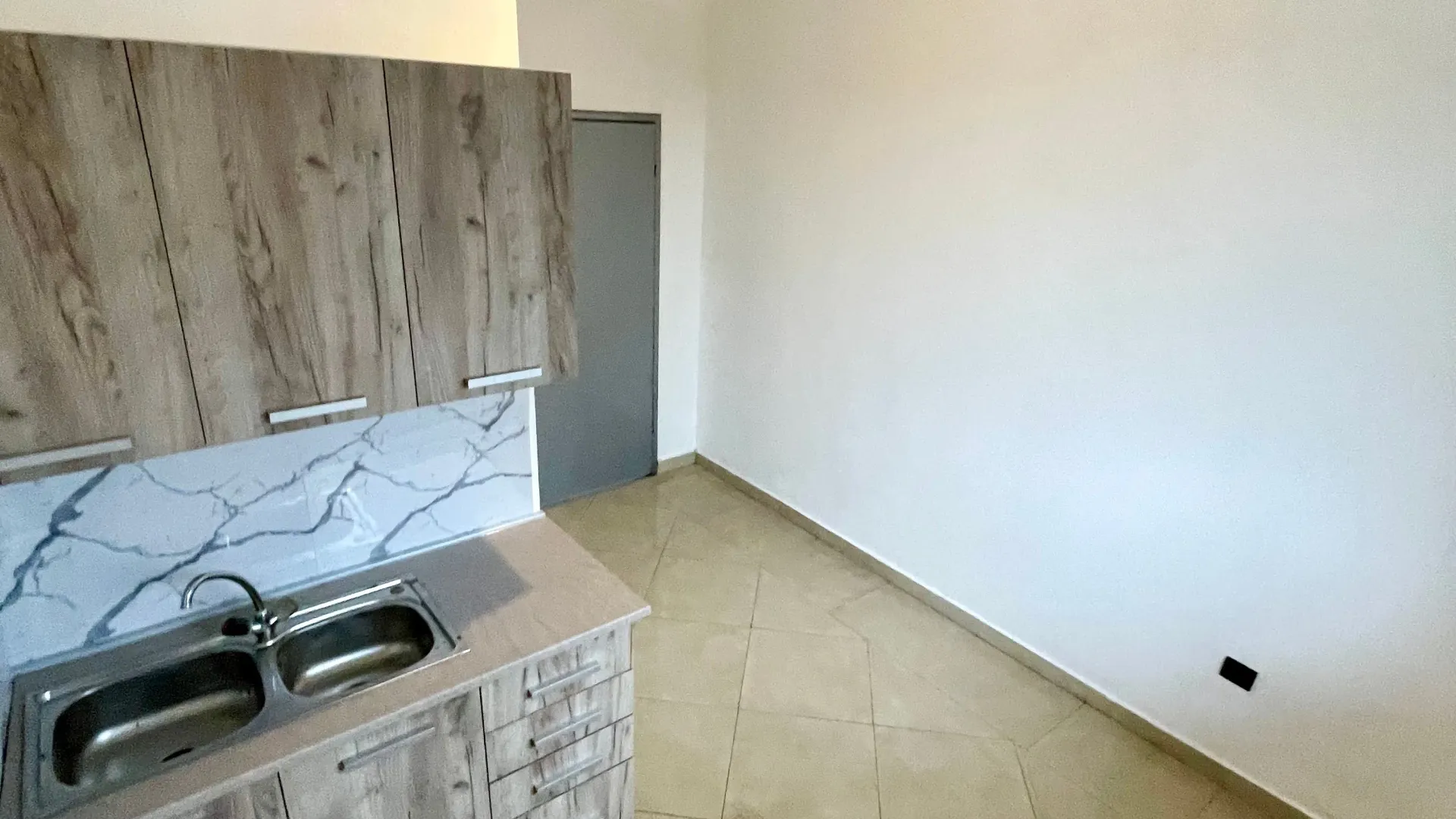 Rent, office space, 40m², Centar, Ulcinj