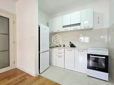 Rent, two bedroom apartment, 71m², Central Point, Podgorica - image 2