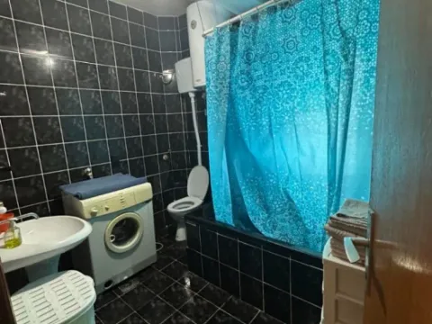 Izdavanje, kuća, 140m², Farmaci, Podgorica - image 8