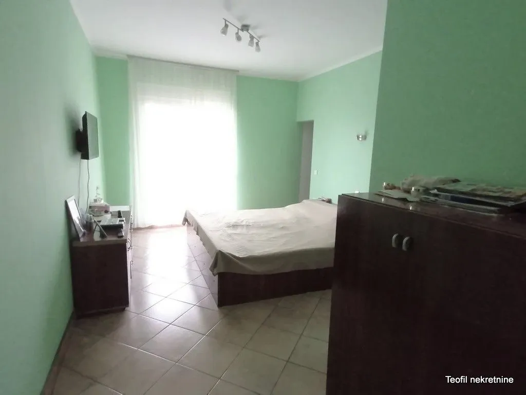 Prodaja, kuća, 256m², Surčin, Beograd