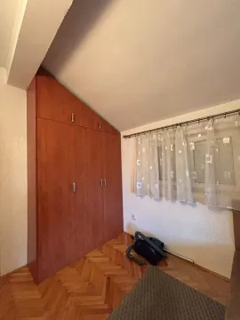 Izdavanje, jednosoban stan, 38m², Stari Aerodrom, Podgorica - image 5