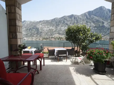 Sale, house, 260m², Muo, Kotor - image 8