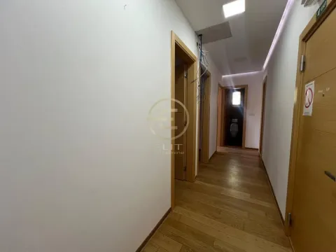 Rent, office space, 77m², Centar, Novi Sad - image 16