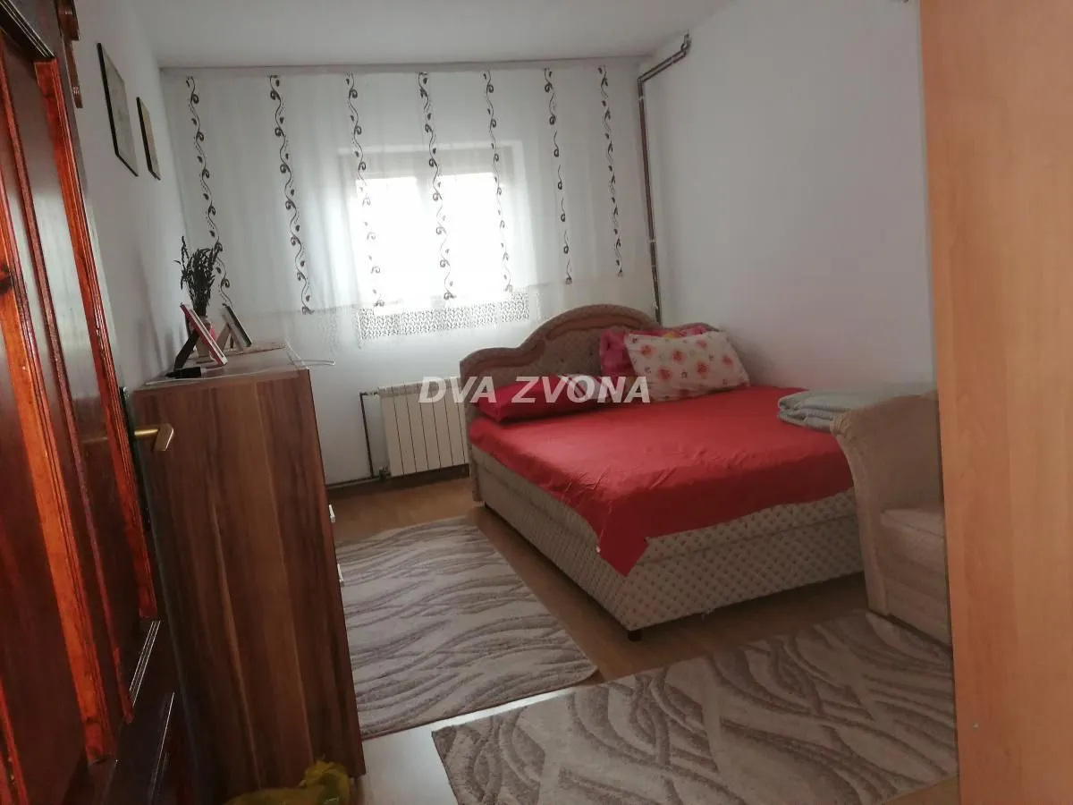 Prodaja, kuća, 292m², Sremska Kamenica, Petrovaradin
