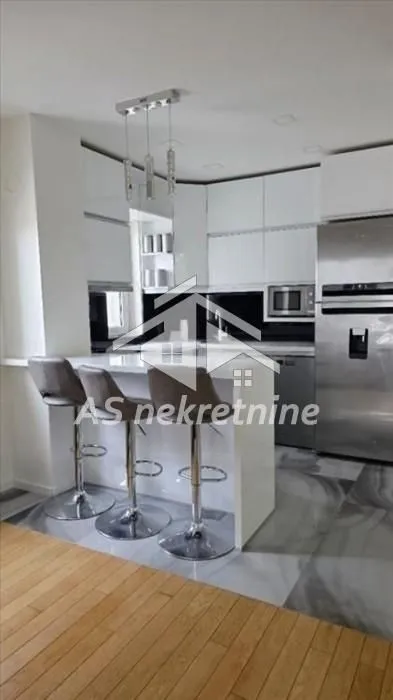 Rent, apartment, 130m², Bogoslovija, Palilula Sve Podlokacije