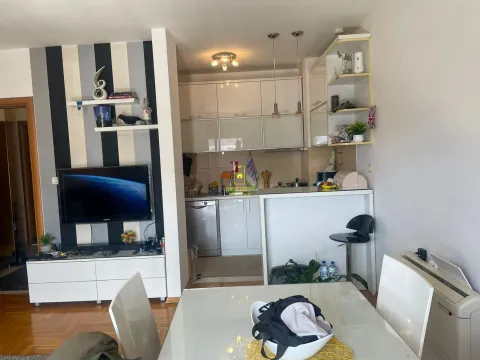 Prodaja, dvosoban stan, 69m², Pobrežje, Podgorica - image 2