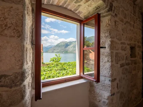 Prodaja, kuća, 415m², Dobrota, Kotor - image 20