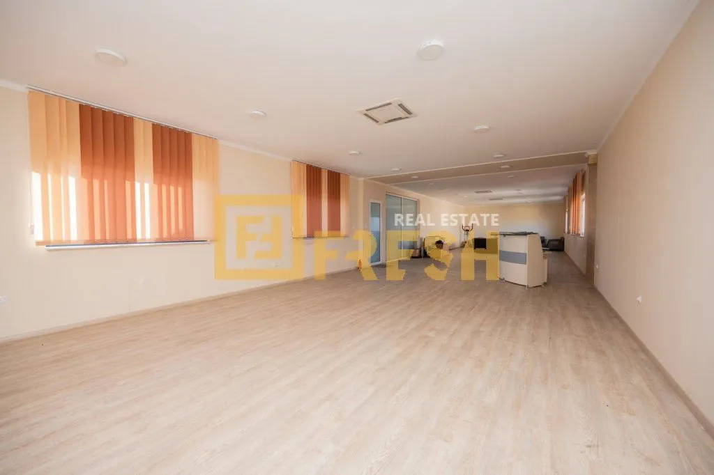Rent, office space, 150m², Donja Gorica, Podgorica
