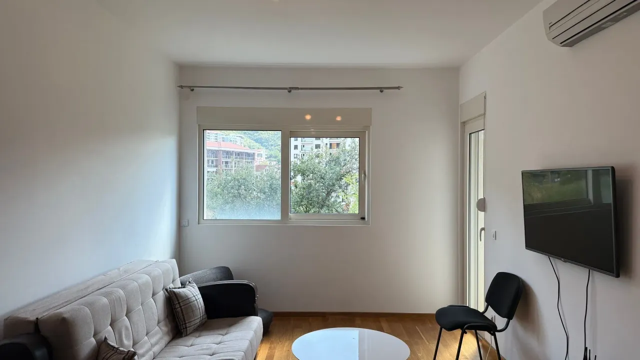Sale, two bedroom apartment, 43m², Bečići, Budva