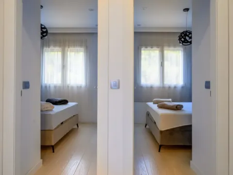 Rent, two bedroom apartment, 70m², Sveta Vrača, Kotor - image 6