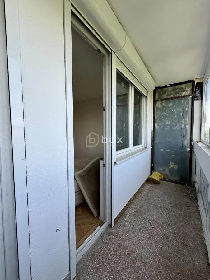 Prodaja, trosoban stan, 70m², Medijana, Niš