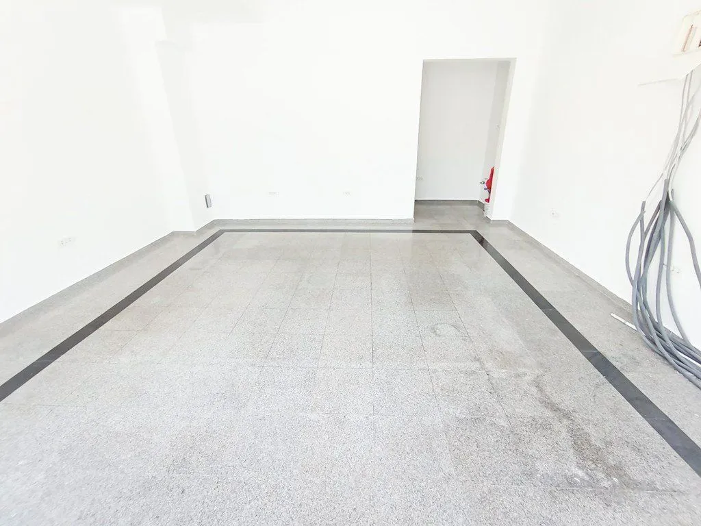Sale, office space, 43m², Stari Aerodrom, Podgorica