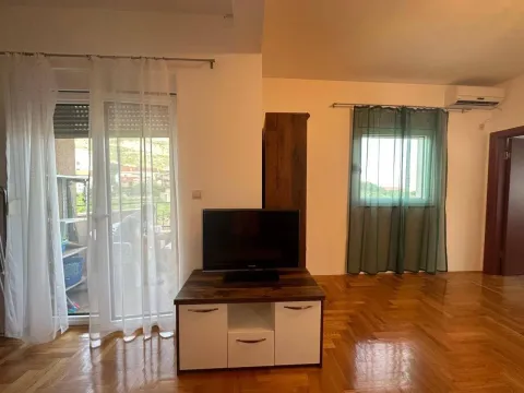 Izdavanje, jednosoban stan, 47m², Dubovica, Budva - image 4