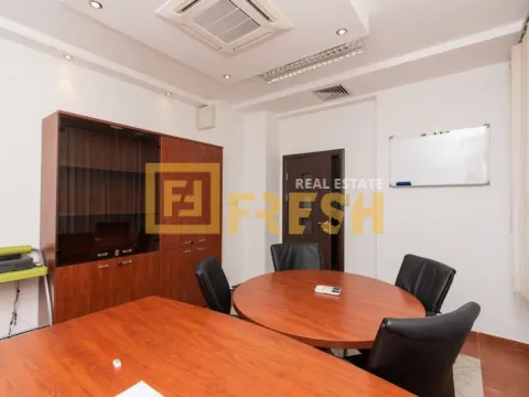 Rent, office space, 81m², Ostalo, Podgorica - image 4