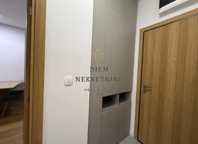 Izdavanje, jednosoban stan, 48m², New City, Podgorica