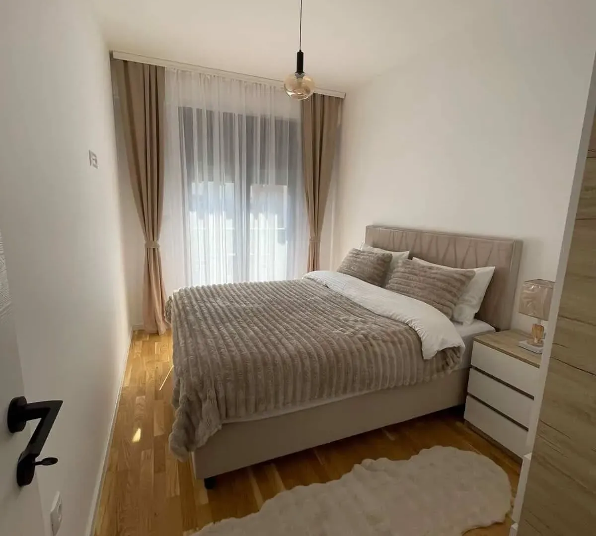 Rent, one bedroom apartment, 42m², Stari Aerodrom, Podgorica